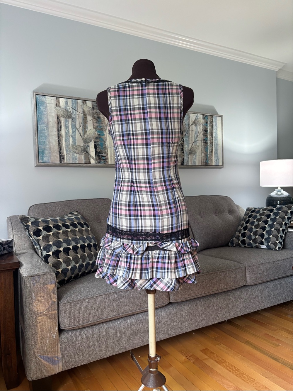 Y2K Plaid Ruffle Dress with Black Lace Trim - Picture 3 of 7